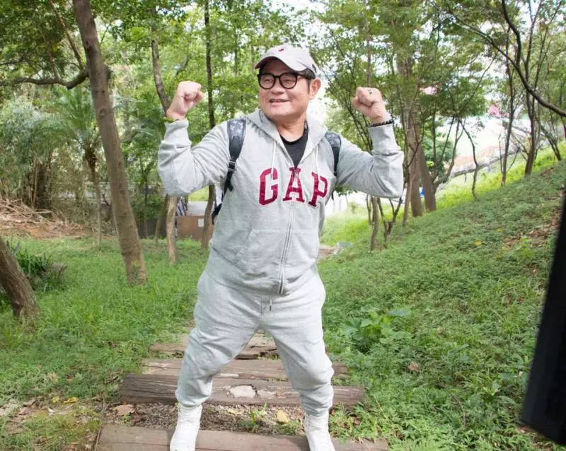 遺體變成冰塊再震碎!許效舜豁達看待生死,透露已買好塔位,未來想嘗試「冰葬」!