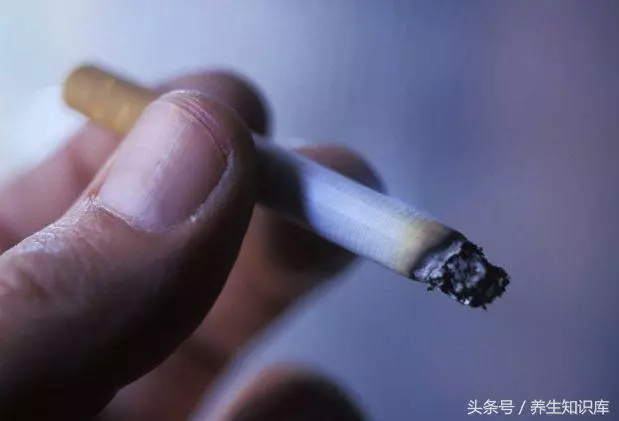40歲後,為了健康,這5件事,再想也要忍住,最好一個也別做