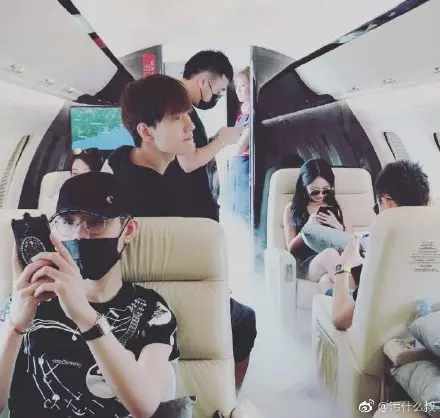 富二代追網紅敗光家產 結果她跟洋男跑了