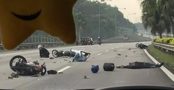 與4摩哆連環撞釀1死3傷 司機無牌駕駛被扣 | 中國報 China Press