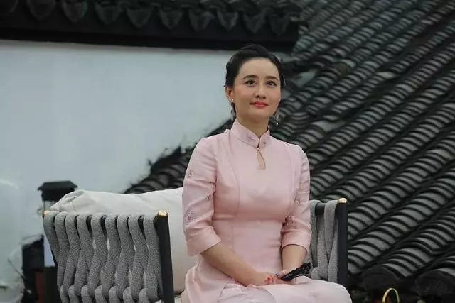 五位「不成器」的港台女星,都是絕色美人,最後兩位生活有點亂~~~