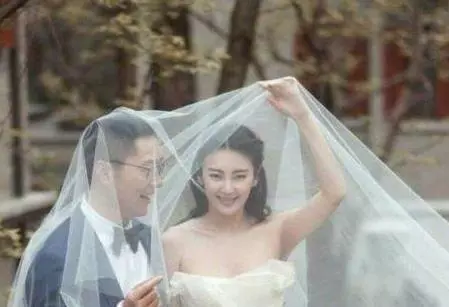經歷過倆次婚姻的張雨綺,用11個字評價了所有男人,網友:大真話