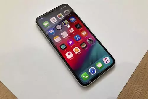 新iPhone售價都破萬了,憑什麼?