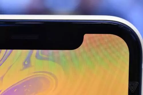 新iPhone售價都破萬了,憑什麼?