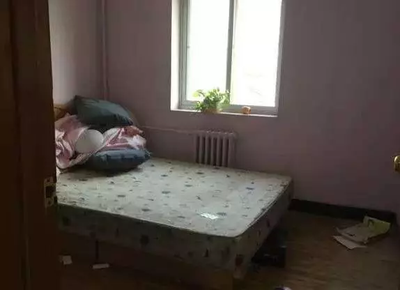 小資夫妻把「13坪老公寓」改造成嶄新豪宅,一看到裡面除了「獨立衣帽間+100雙鞋架」還有...讓人驚呼不已!