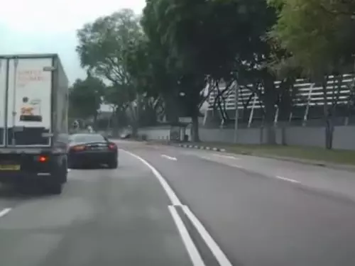 開瑪沙拉蒂超跑獅城教授 不爽羅厘擋路 反方向越車
