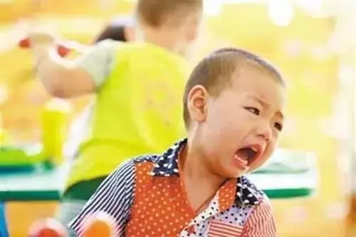 孩子從幼兒園回家,為什麼老哭?(轉給家長)