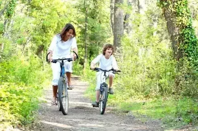 父親決定孩子飛多高,母親決定孩子飛多遠