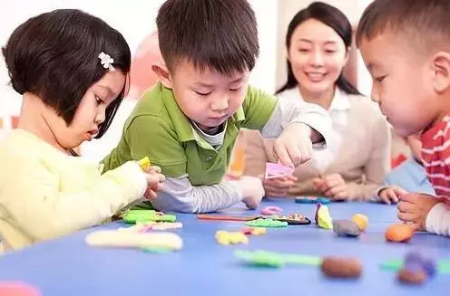 為什麼孩子在幼兒園和在家是兩個樣子?