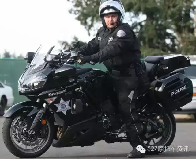 警察叔叔最愛哪款摩托車?