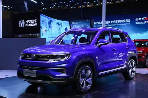 一辣到底,長安全新CS35 PLUS開闢SUV新「吃」法