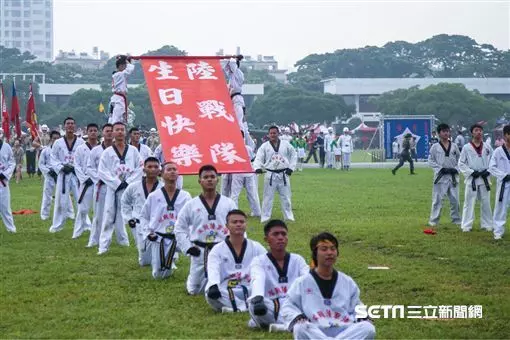 海軍陸戰隊成軍71週年 生日快樂!