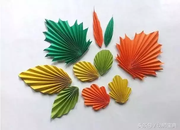 手工|秋天折幾片樹葉就能布置教室,不信你看!