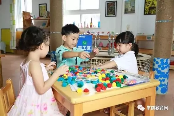 「下星期還想去幼兒園嗎?」 「想!」(轉給家長)
