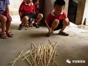 我們小時候,開學是這樣的!差點看哭了……