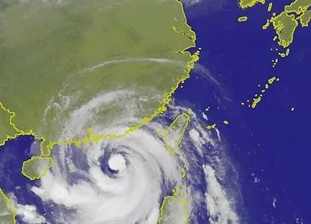 山竹外圍環流威力仍強!全台有雨花東、屏東防大雨