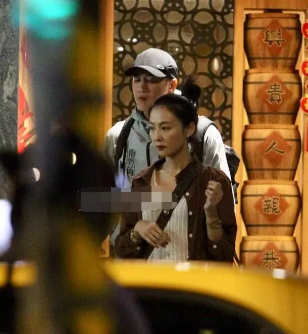夫妻倆正積極備孕?何潤東慶生宴上喝酒也要獲老婆恩准!