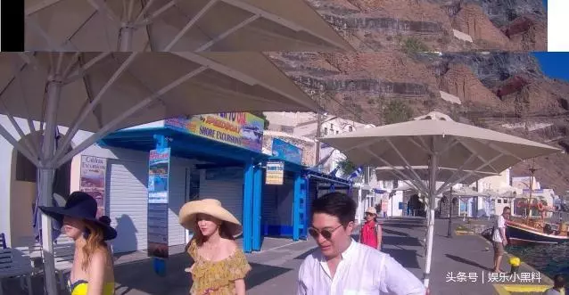 徐子淇夫婦國外甜蜜度假,在漂亮的太太身旁,李家誠顯得體力不支!