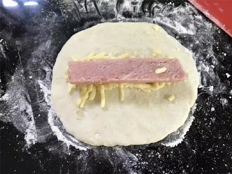 土豆的這種做法你肯定沒試過,金黃酥脆還爆漿,連吃2個不罷手~