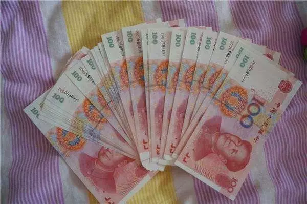岳母住我家,家裡少了3千塊錢,進房間看見一張紙,我送她4萬!