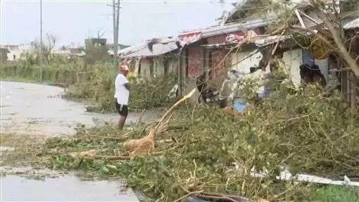 土石流猛灌菲律賓小鎮 至少16人亡