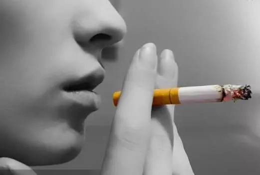 10個飯後壞習慣,看看你中招了沒?