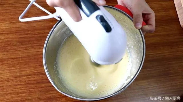 您試過用蒸鍋蒸蛋糕嗎?鬆軟香甜,不用烤箱也能做出美味的蛋糕