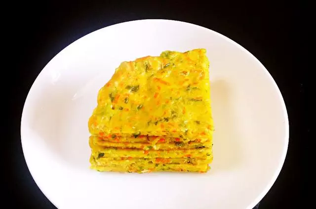 教你做香酥脆嫩的蔬菜餅,早餐每天不重樣,非常值得收藏!
