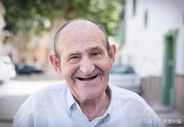 50歲後防痴呆,記住「5做,4不做」,讓你80歲頭腦靈光,記憶好!