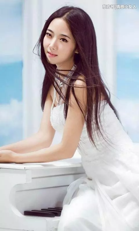 我給小姑介紹工作,下雨老公來接,他帶小姑先走,我一轉身他哭了