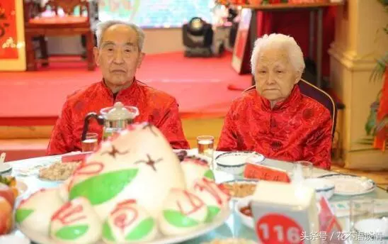 婆婆60大壽,全家人瞞著我,手機螢幕一亮,我想離婚了