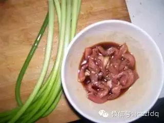 每日一菜--蒜苔炒肉
