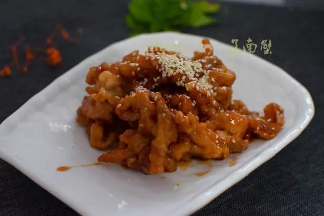糖醋裡脊,啥時候做都很搶手,教一個簡單的糖醋汁比例