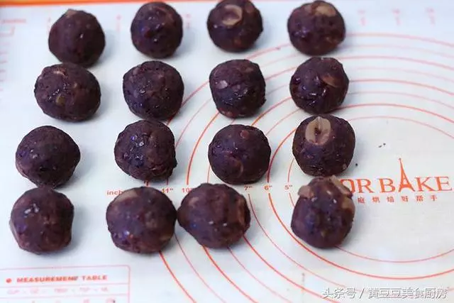 中秋月餅不用買了,教你3種做法,真材實料無添加劑,吃著更健康
