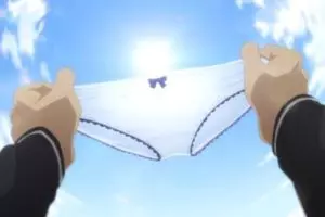 女子玩滑翔傘與人相撞,15公尺高空墜地死
