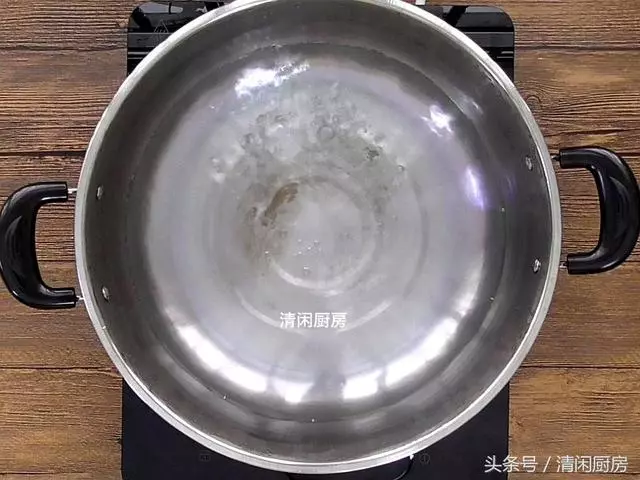 胡蘿蔔發糕的做法,天然金橙色的發糕,製作簡單,一學就會