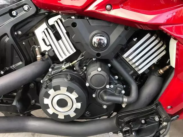 摩瑞MV-800,4.7萬首提,車主:不愧是國產哈雷,魅力難擋