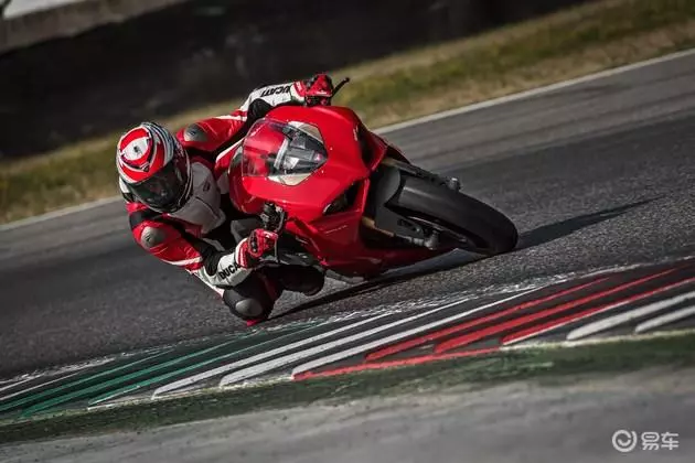 全新杜卡迪Panigale V4上市發布