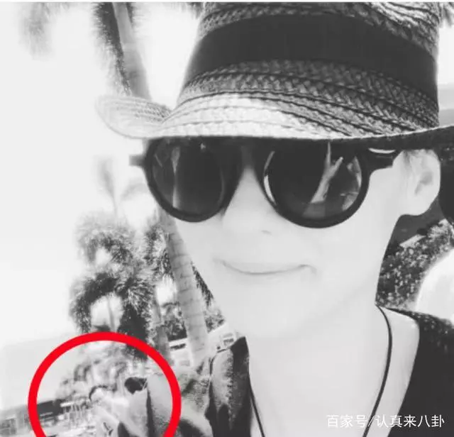 張柏芝首曬男友正面照,同框顏值不敵謝霆鋒,卻憑這句話吸粉無數