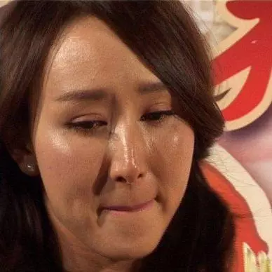 整容失敗的她滿臉玻尿酸,豪門夢破碎,網友:還我當初那個胡靜!