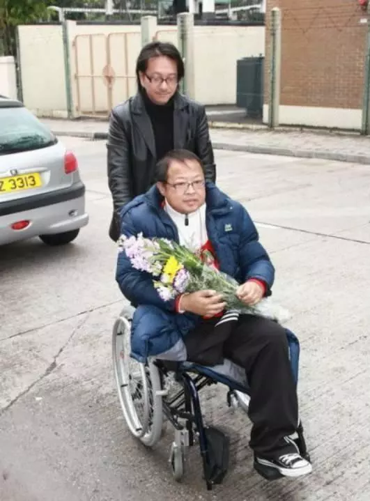 梅豔芳為他擋槍,送他沒有寫數字支票 換來他13年相守.