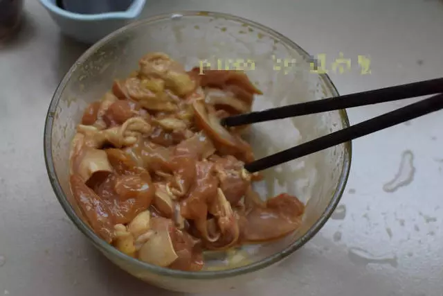 這麼做雞腿,入味、爽滑,孩子一定會搶著吃!