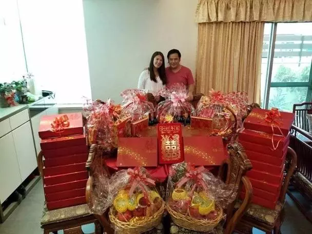 下月即將迎娶「銀行之花」!53歲TVB老戲骨派頭十足過大禮~~~