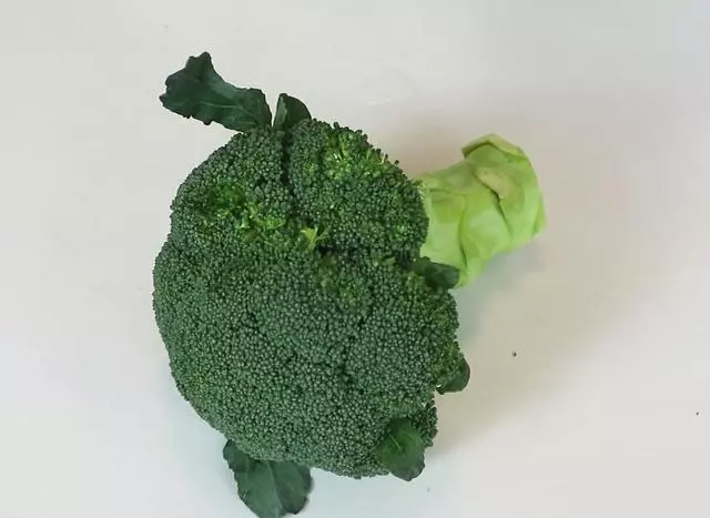 西藍花洗不幹凈?教你一個小竅門,髒東西自己跑出來