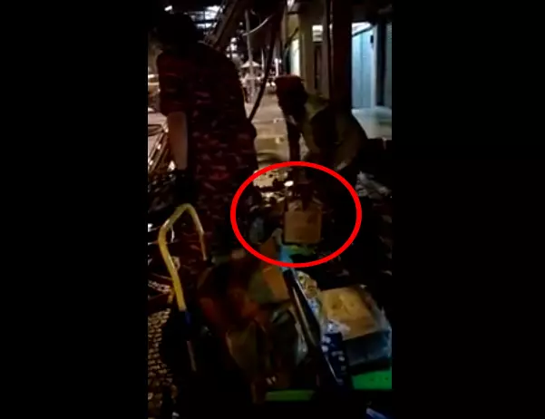 萬能樓批發店貨倉發生火災,業主損失慘重,欲哭無淚