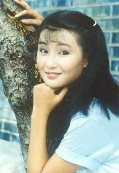 暴瘦喪顏值,給人老來孤苦感的女神張曼玉,讓人心疼!