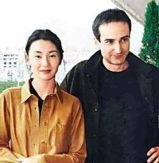 暴瘦喪顏值,給人老來孤苦感的女神張曼玉,讓人心疼!