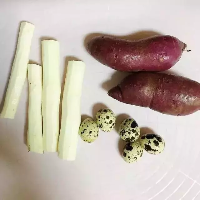 不用烤箱不用油,2款自製健康月餅,寶寶也能放心吃!