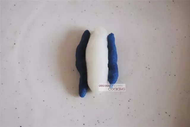 不用烤的月餅,攪一攪,拌一拌,幾分鐘就做好,香甜好吃不上火