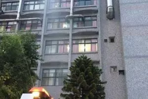 大馬黑鬼太無良! 老人家也搶